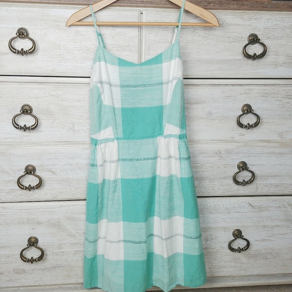 Old Navy Dresses & Skirts - Old Navy plaid print dress Old Navy Dresses & Skirts - Old Navy plaid print dress